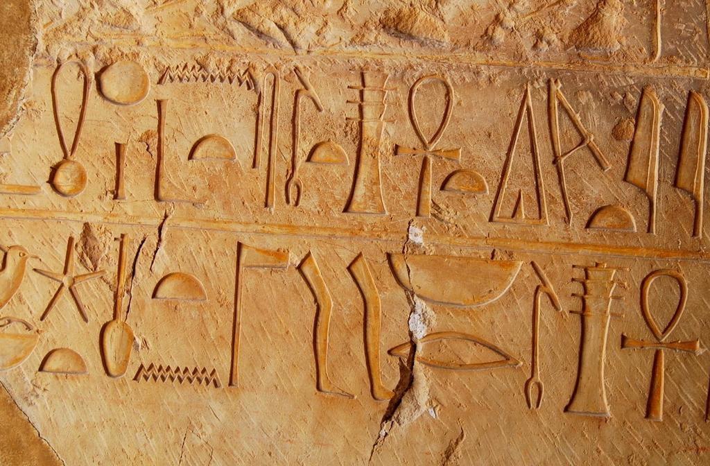 Hieroglyphics of Hatshepsut - the history and the science of reading